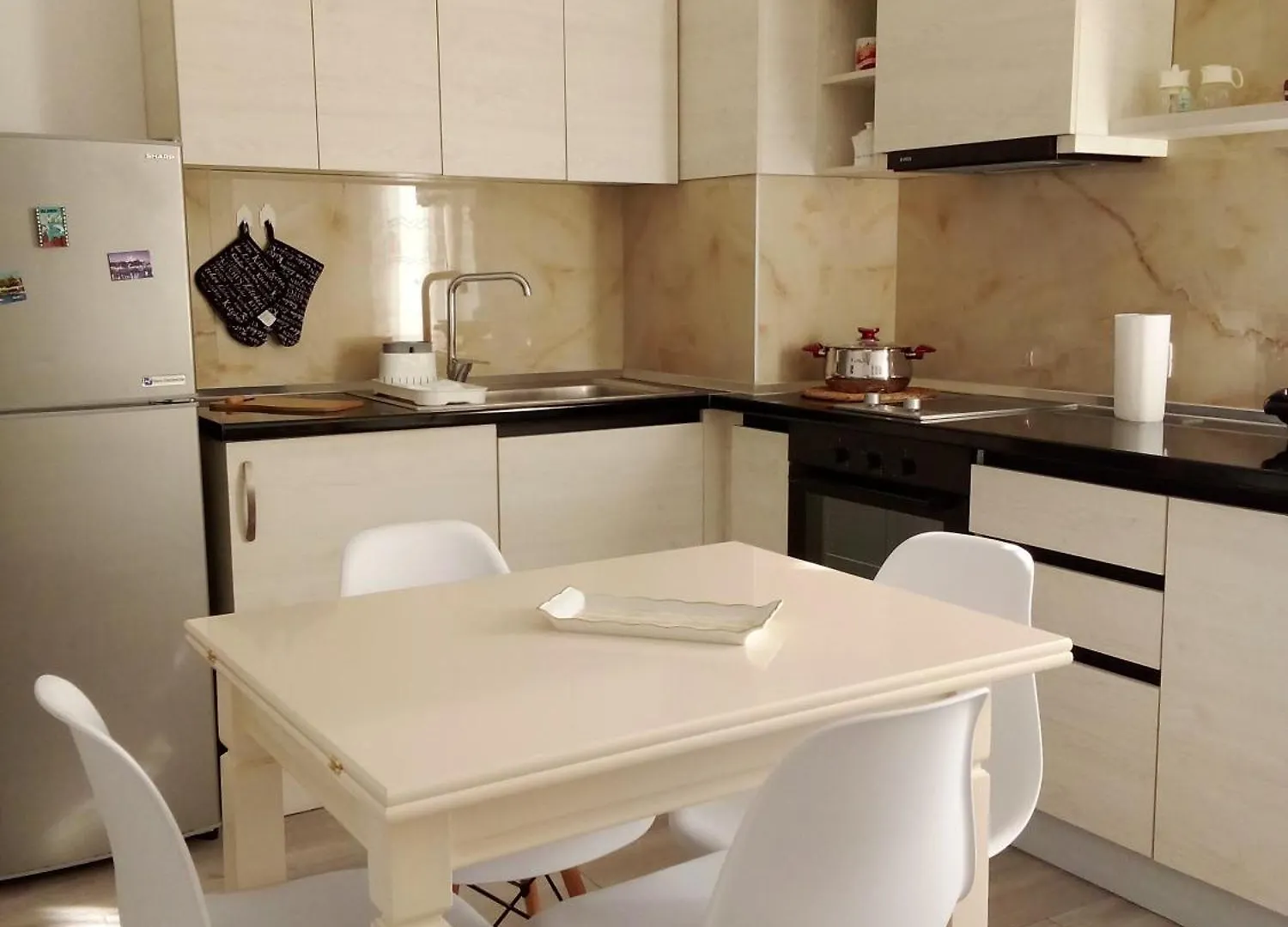 Hello Happy, 19 Apartment Tirana